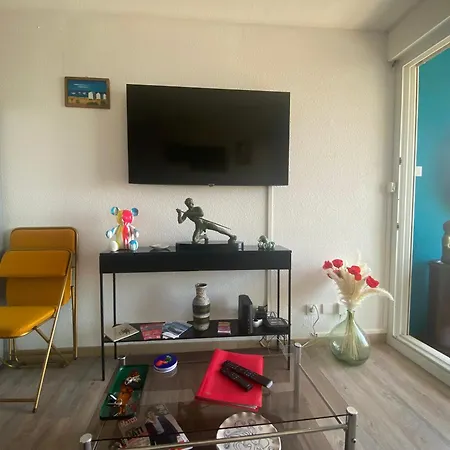 Petit Cocon Vue Sur La Corniche De Apartment