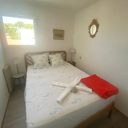 Apartament Petit Cocon Vue Sur La Corniche De *